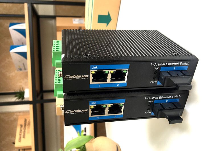 IES7210-2E1FX-CA 2 Ports Industrial Gigabit Fiber Ethernet Switch IES7210-2E1FX-CA 2 Ports Industrial Gigabit Fiber Ethernet Switch