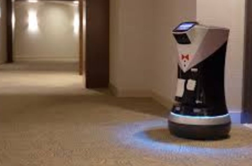 AI-powered hotel robot là gì?