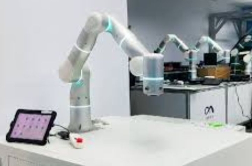 Robot AI trong sản xuất: lợi ích, chi phí và ROI cho doanh nghiệp
